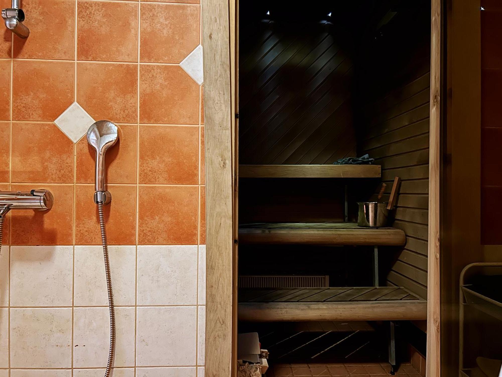 Peaceful Wood-Fired Sauna Stay ヴァンター エクステリア 写真